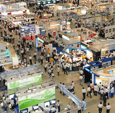 amenajare stand expozitional